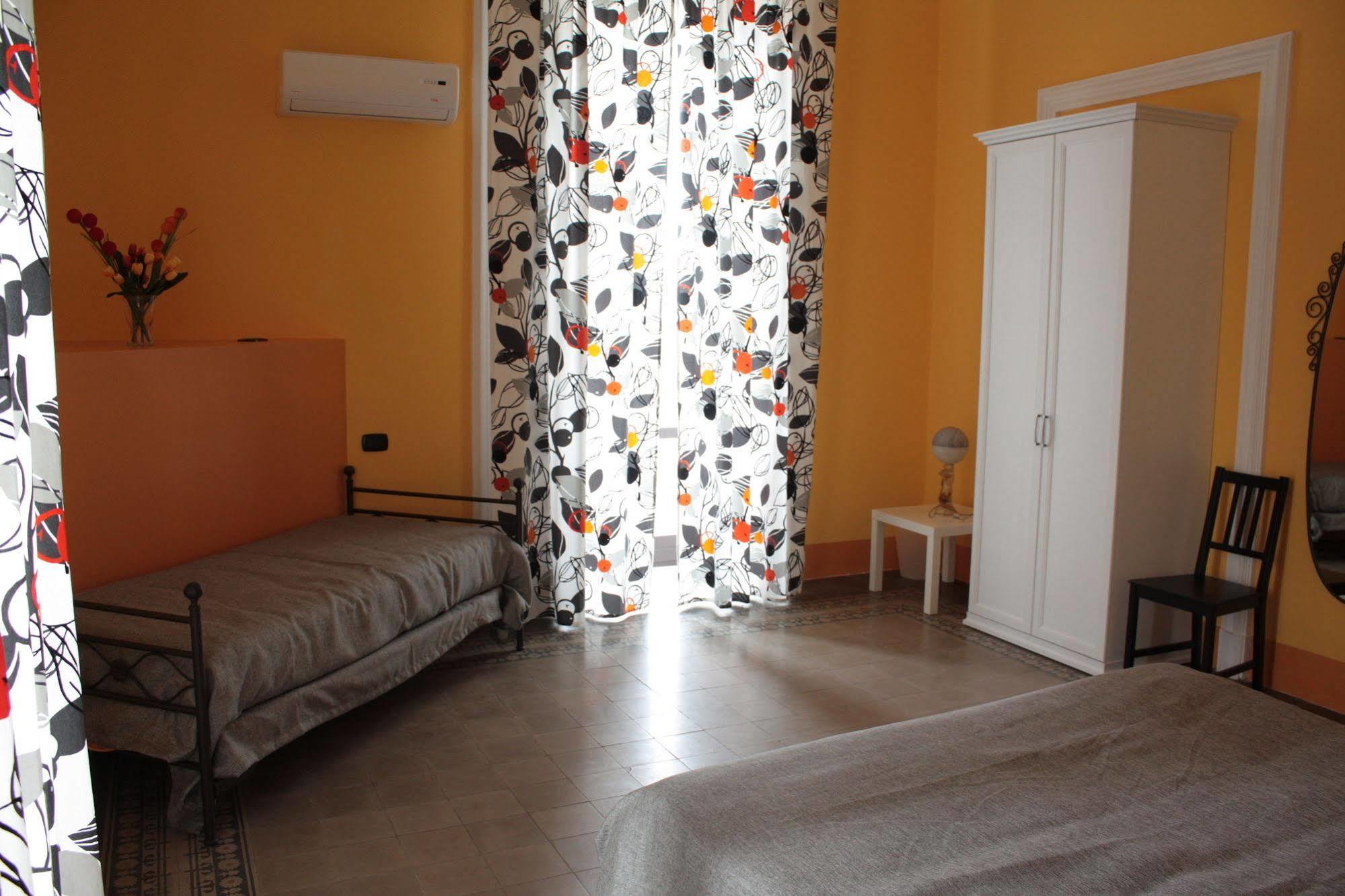 B&B Nel Cuore Di Catania Catânia Exterior foto